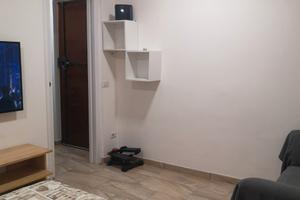 Monolocale arredato con garage