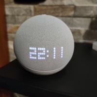Alexa Echo dot 5 generazione con display Amazon 