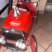 Auto a pedali baghera