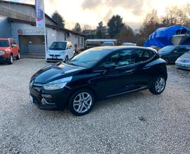 Renault Clio TCe 12V 90 CV GPL 5 porte Moschino Ze