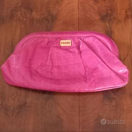 Pochette Ferré coccodrillo fucsia