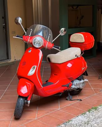 VESPA LX150