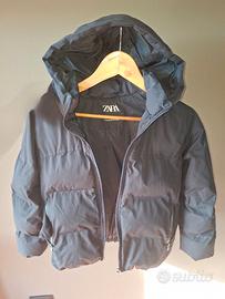 Giubbotto Zara nero bambino con cappuccio