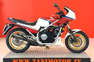 Honda VF 750 F -1983- ISCRITTA FMI