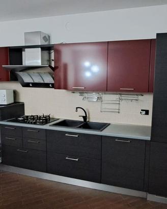 CUCINA LINEARE COMPLETA DI ELETTRODOMESTICI