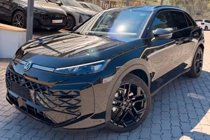 Volkswagen T-Roc 1.5 eTSI ACT 150 CV DSG R-Line