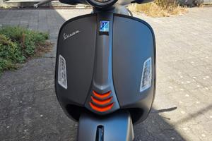 Piaggio Vespa 300 GTS - 2024