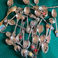 COLLEZIONE CUCCHIAINI CON STEMMA DELLE CITTÀ