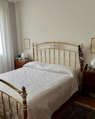 Letto in ottone