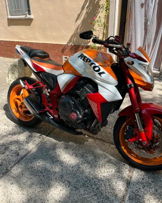 Honda cb 1000 r 2011