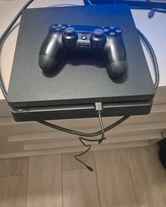 Ps 4 un 1 tb con relativi giochi