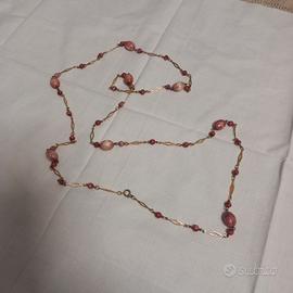 Collana lunga con pietre