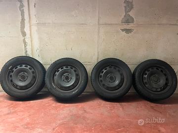 4 Pneumatici Lassa
