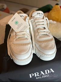 SNEAKERS Prada bianco crema