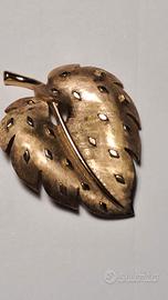 SPILLA TRIFARI