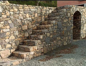 Muri di pietra