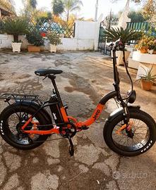 bici pedalata assistita motore 250w batteria 36v