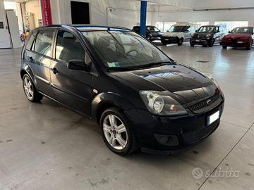 FORD Fiesta 1.4 TDCi 68 CV NEOPATENTATI