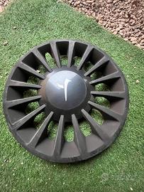 1 cerchio lancia y con lettera bianca