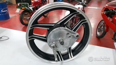 Cerchio posteriore completo HONDA VF 750 SABRE