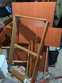 Tavolo in legno allungabile 180 x 70 cm