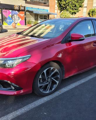 Toyota Auris 1.8 Hybrid Lounge (2015) – Garanzia