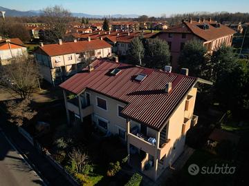 CARNATE, APPARTAMENTO IN VILLA CON GIARDINO PRIVA