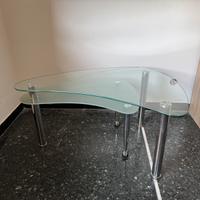 Tavolino da salotto in vetro