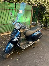 Vespa gts 300