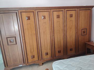 stanza da letto in legno, vintage