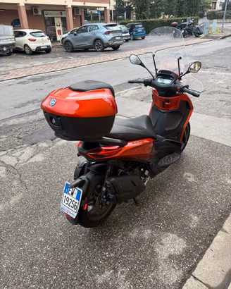 Beverly S 400