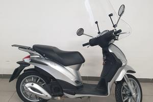 Piaggio Liberty 125 scooter