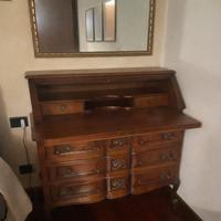elegante secretaire in stile barocco