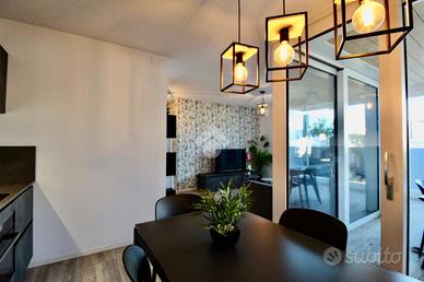 3 LOCALI A LIGNANO SABBIADORO