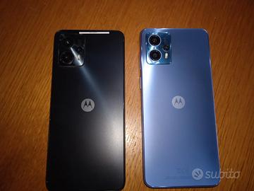 2 Motorola g13 nuovi