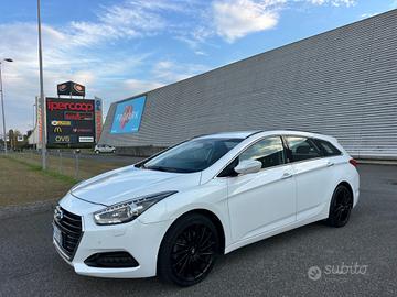 Hyundai i40 Wagon 1.6 CRDi DCT Business