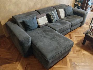 Divano Natuzzi con doppia chaise longue  