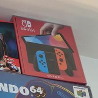 Nintendo Switch Oled con accessori 