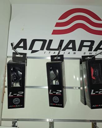 Abbigliamento e accessori per piscina