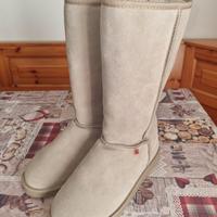 Stivali donna marca TIURAI