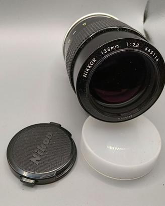 Nikkor 135mm f/2.8 – Teleobiettivo Nikon F