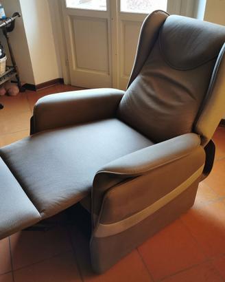 Poltrona Relax alzapersona Elettrica 2 motori