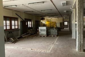 Palazzo / Stabile di 400 m² con 1 locale a Pinerol