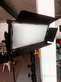 LUCE PROFESSIONALE  EUROLITE LED PPL-480