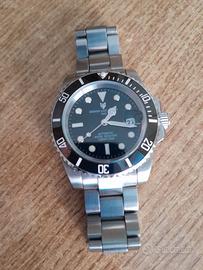 Orologio automatico stile submariner