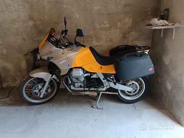Moto Guzzi Quota 1100 ES 