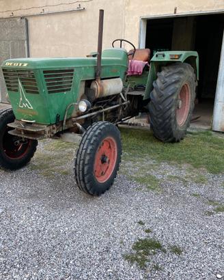 Attrezzi agricoli Deutz D8006