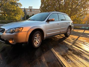 Subaru Legacy Outback 2.5 2005