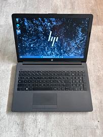Notebook Pc Hp i5 8gb 256 ssd Windows 11