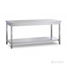 Due banchi da cucina e girarrosto kebab